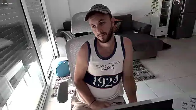 Show modela Assfucker600 na web-kameri