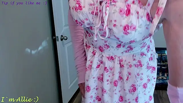 Allie_Kat 在線直播表演