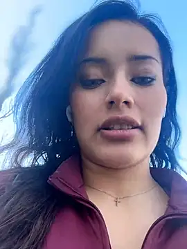 Risky_Workouts Show in webcam