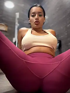 Risky_Workouts Webcamshow