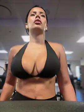 חדר צ'אט בשידור חי של Risky_Workouts