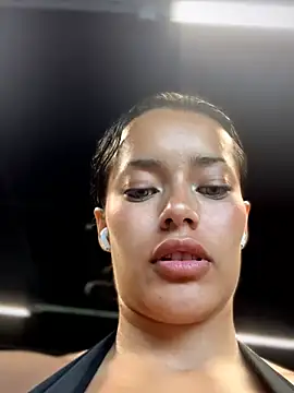 Risky_Workouts webcam show