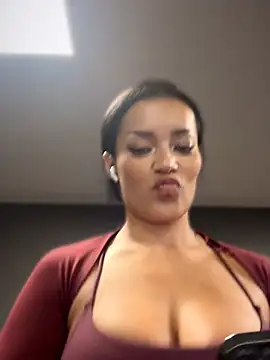 Risky_Workouts Pertunjukan Webcam