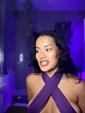 Czat XXX na żywo – Risky_Workouts