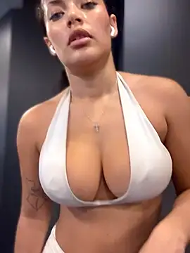 Risky_Workouts' Webcam Show