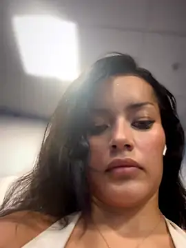 Show de Risky_Workouts na webcam