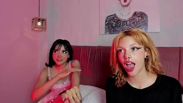 Show modela ela_petit na web-kameri