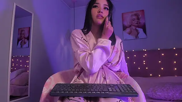 Chat XXX ao vivo de ela_petit
