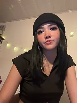 แชท XXX สดของ ela_petit