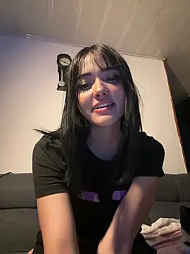 ela_petit Chat XXX in diretta