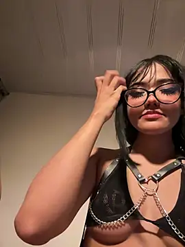 ela_petit's Webcam Show
