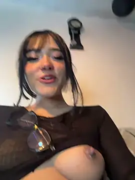 ela_petit 라이브 XXX 채팅