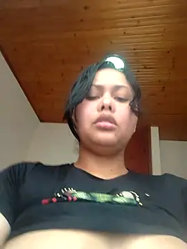 Alessandraa- – live chatrum