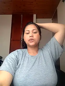 Alessandraa- Live XXX-Chat