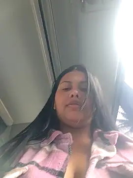 Alessandraa-'s Live XXX Chat