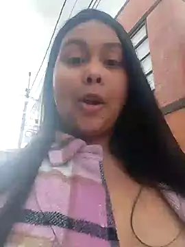 Alessandraa- Chat XXX live