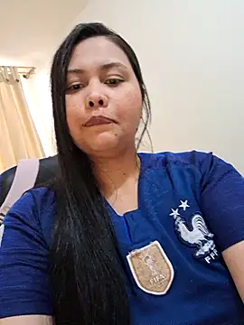 Alessandraa-'s Webcam Show