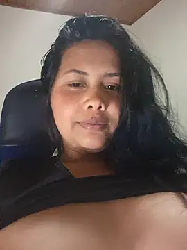 Alessandraa-'s Live XXX Chat