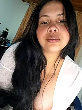 Alessandraa- Chat XXX live