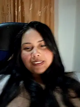 Alessandraa-'s Live XXX Chat