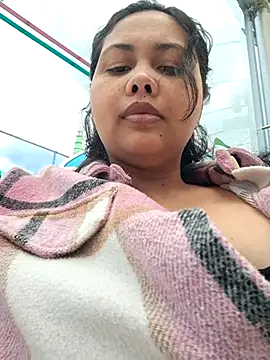 Alessandraa- Chat XXX live