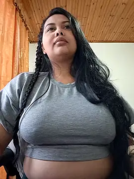 Alessandraa-'s Live XXX Chat