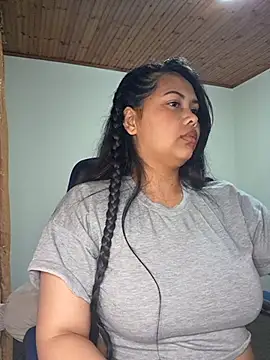 Chatroom XXX en direct de Alessandraa-
