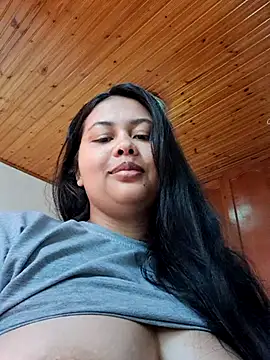Alessandraa- live XXX chat