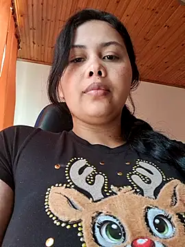 Chatroom XXX en direct de Alessandraa-