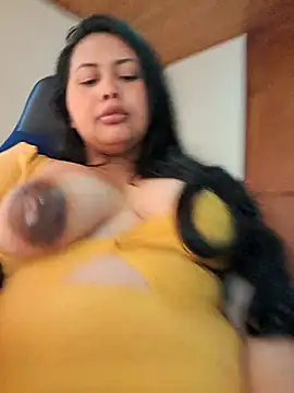 Chat XXX en directo de Alessandraa-