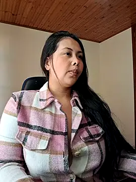 Alessandraa- Chat XXX live