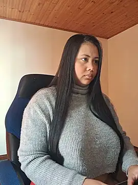 Alessandraa-'s Live XXX Chat