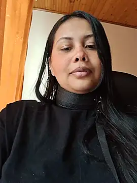 Alessandraa-'s Live XXX Chat