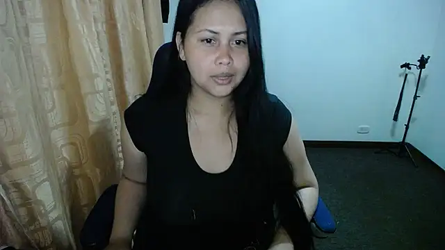 Chat XXX en directo de Alessandraa-