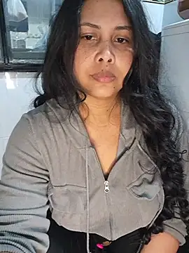 Alessandraa- 라이브 XXX 채팅