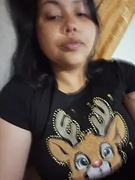 Alessandraa- Show in webcam
