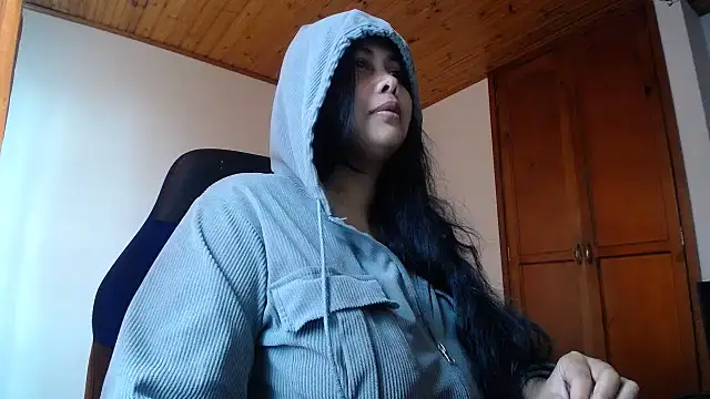 Alessandraa- Webcam-Show
