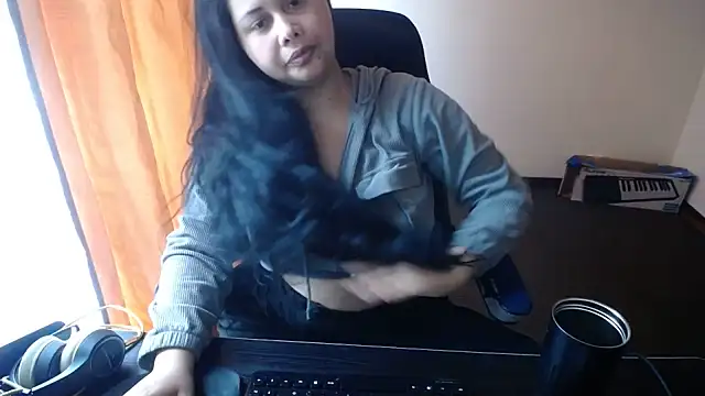 XXX chat uživo modela Alessandraa-
