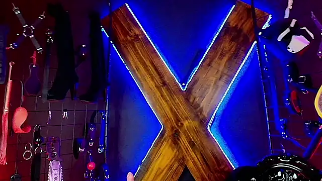 Mr_sadistiic_ Show in webcam