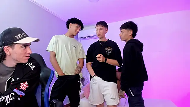 Handsomeboyss19's Webcam Show
