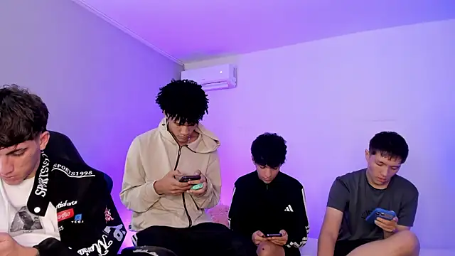 Handsomeboyss19 在線直播表演