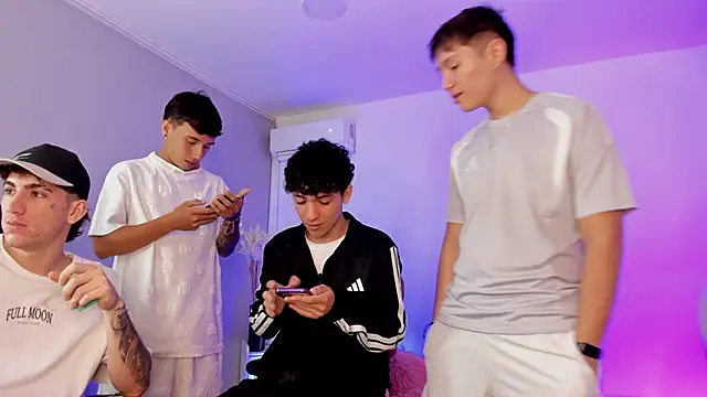 Handsomeboyss19 网络视讯表演