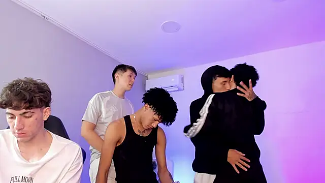 Handsomeboyss19 在線直播表演