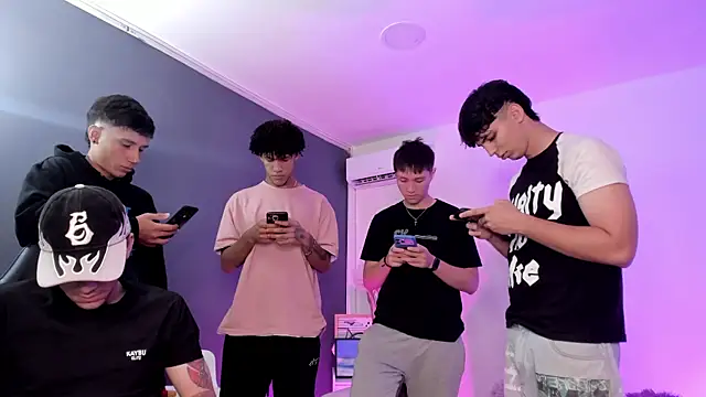 Handsomeboyss19 网  络视讯表演