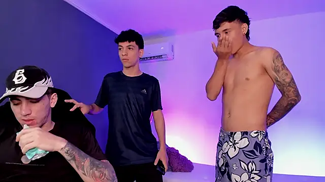 عرض كام Handsomeboyss19