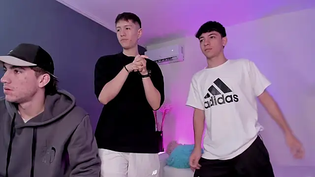 Handsomeboyss19n Webbikameraesitys