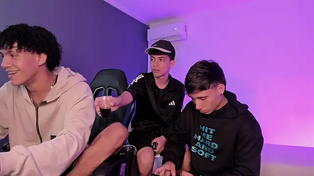 Вебкам-шоу Handsomeboyss19