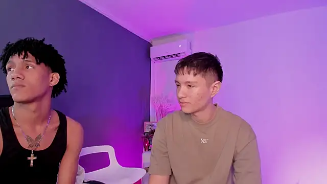 Handsomeboyss19 Webcamshow