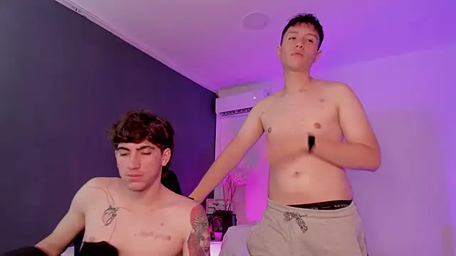 Handsomeboyss19 Webcamshow