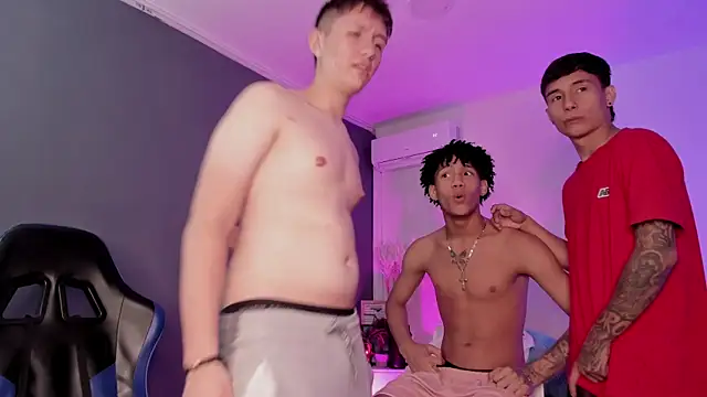 Handsomeboyss19 Webcam Show